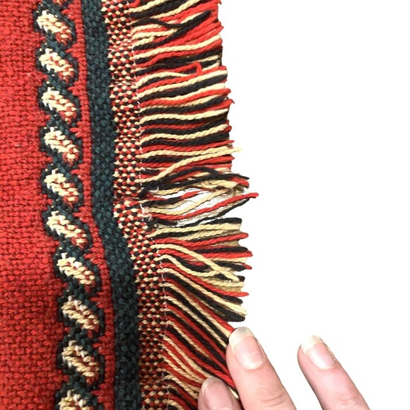 Christmas Tapestry Throw Blanket Goodwin Weavers 70x47 Fringe Red Green USA Made - Picture 14 of 16
